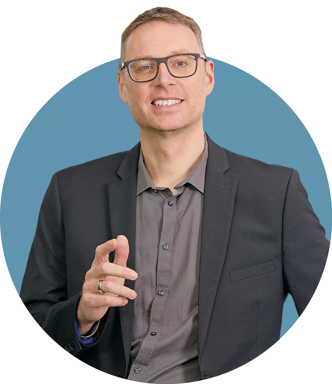 Profile picture for user Holger Zürn