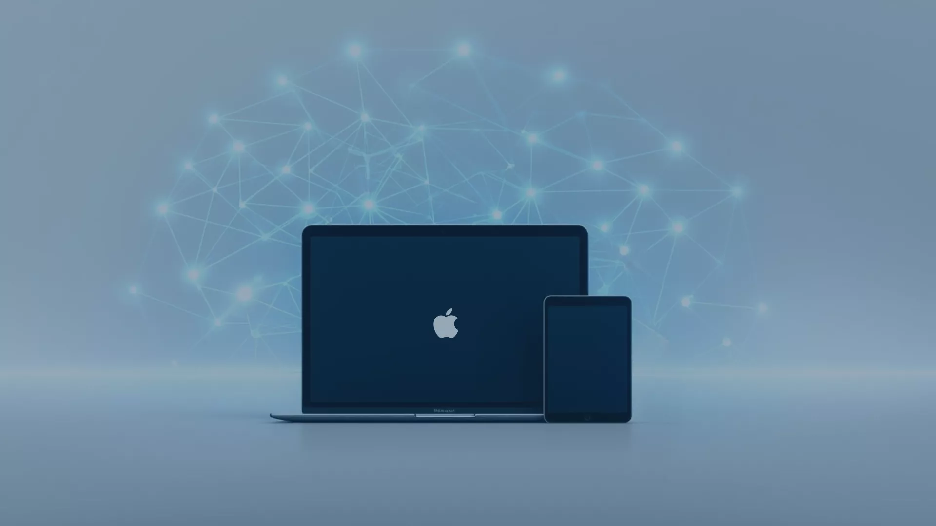 MacBook und iPad mit Apple-Logo vor vernetztem Hintergrund symbolisieren modernes Apple Device Management und digitale Infrastruktur im Unternehmenskontext mit Jamf
